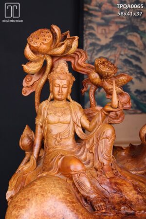 Phật Quan Âm Ngự Sen Gỗ Nu Hương