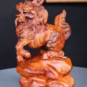 Hoả Kỳ Lân Gỗ Sưa