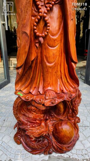 Đạt Ma ngự song long gỗ hương.