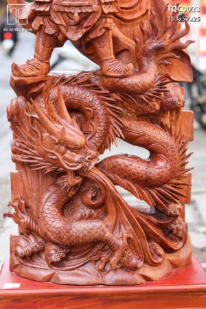 Quan Công Phục Long Gỗ Hương