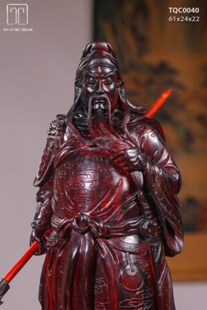 Quan Công Xách Đao Gỗ Tử Đàn