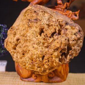 Kỳ Lân Gỗ Nu cẩm