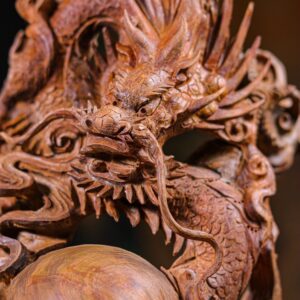Nhất Long Vờn Ngọc Gỗ Thuỷ Tùng