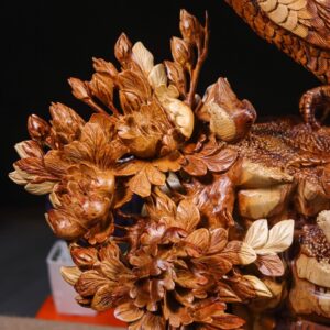 Gia Đình Gà Gỗ Hương