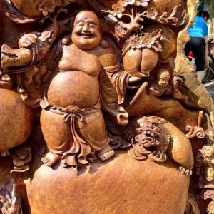 Di Lạc Ngũ Phúc Tứ Linh Vác Cành Đào Đứng Bao Tiền Gỗ Nu Hương