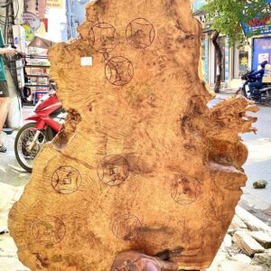 Di Lạc Ngũ Phúc Tứ Linh Vác Cành Đào Đứng Bao Tiền Gỗ Nu Hương