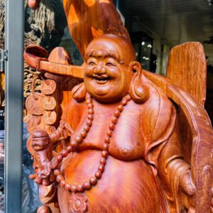 Di lặc ngũ tiểu( ngũ phúc) đứng tùng gỗ hương đỏ