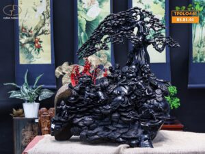 Di lặc ngồi gốc tùng gỗ mun