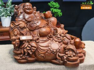Di lạc nằm gỗ hương