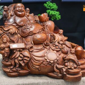 Di lạc nằm gỗ hương