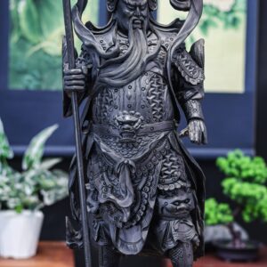 Quan công gỗ mun