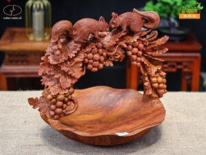 Giỏ nho sóc hương đá