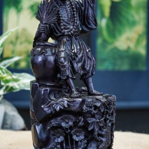Tế công gỗ tử đàn tím