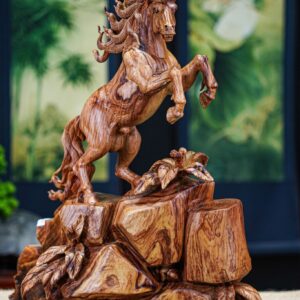 Nhất mã gỗ cẩm
