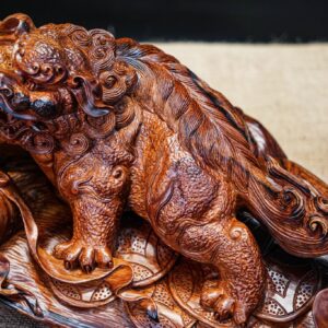 Nghê gỗ hương