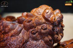 Nghê gỗ hương