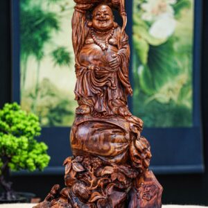 Di lặc đứng bao tiền gỗ sưa