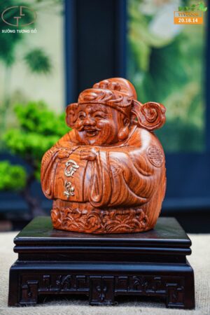 Thần tài gỗ hương