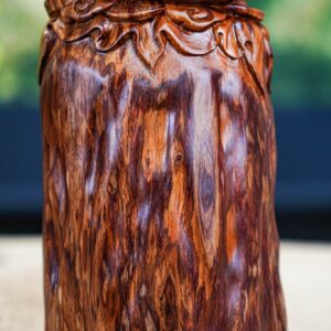 Di lặc chúc phúc gỗ nu sưa