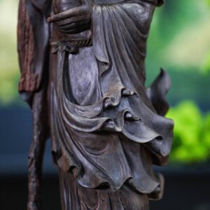 Đạt ma gỗ trắc đen