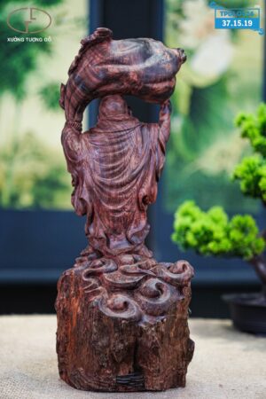 Di lạc đáng đứng