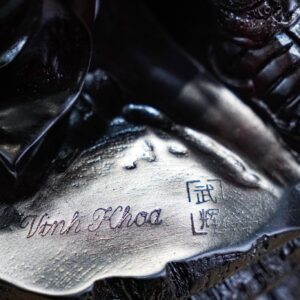 Quan vũ cầm đao tử đàn tím