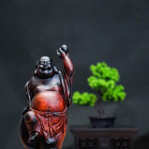 Di lạc ném bóng gỗ trắc