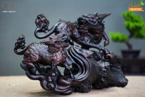 Song hoả kì lân gỗ trắc