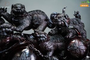Cửu lân tử đàn tím