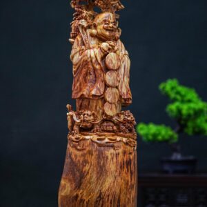 Di lặc long lân gỗ sưa