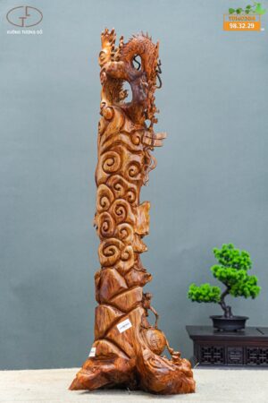 Đạt ma hàng long gỗ sưa