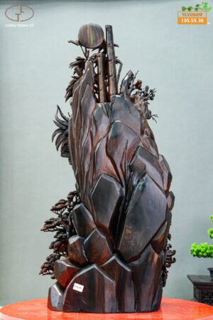 Gia đình gà gỗ trắc