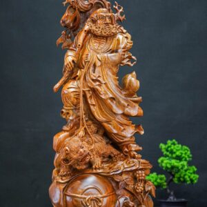 Đạt ma gỗ hương