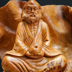 Đạt ma gỗ nu ngọc am