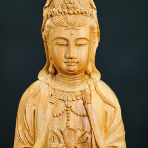 quan âm đàn hương