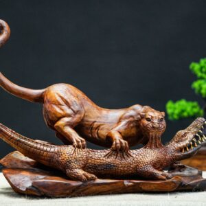 báo săn mồi gỗ xưa