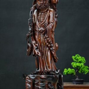 Đạt ma đứng gỗ trắc