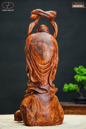 di lặc gỗ sưa