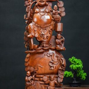 Di lạc đứng gỗ hương