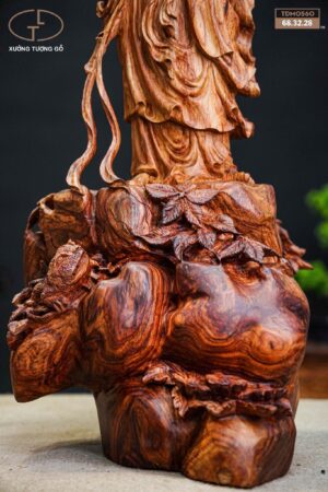 đạt ma gỗ sưa
