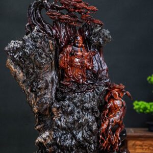 di lặc đứng gốc tùng